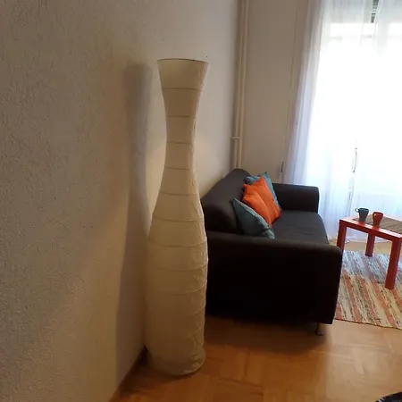 The Rf14 Apartment By Castaway Lodgings