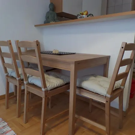 The Rf14 Apartment By Castaway Lodgings *